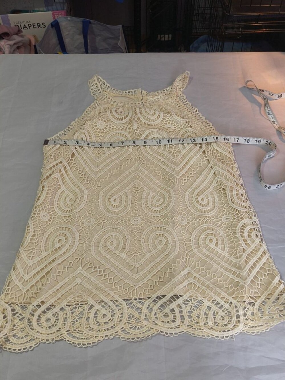 Adiva Beige Halter Top Tank Crochet Lace Lined Interior Size Medium Keyhole Back - Picture 9 of 11